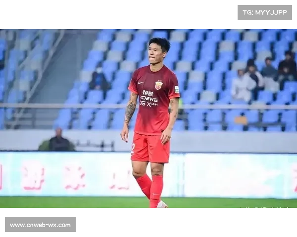 前国脚李昂与年轻后卫孙康博正式加盟大连英博，补强后防线。